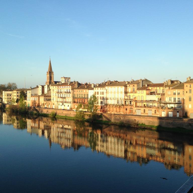 Hotel Du Commerce Montauban Luaran gambar